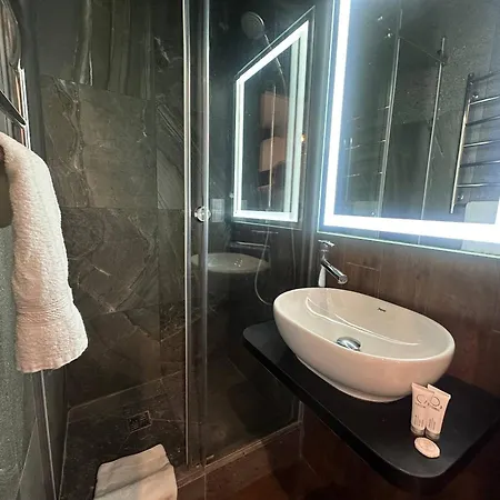 Black&white By Key&stay Apartment *