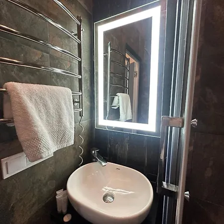 Black&white By Key&stay Apartment *